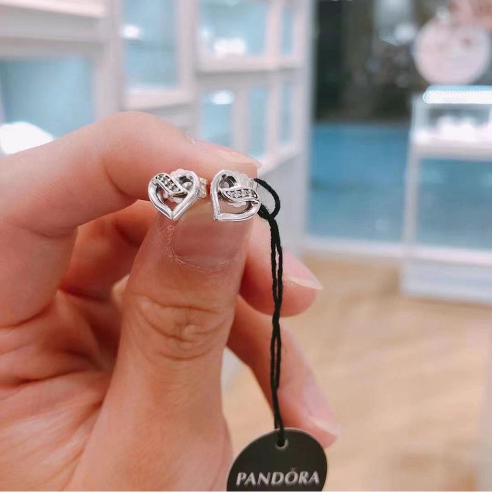 Pandora Sparkling Heart Knot Stud Earrings